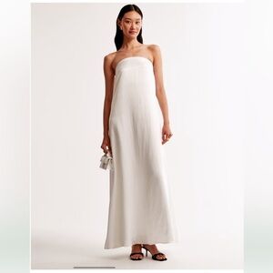Abercrombie & Fitch Strapless Trapeze Maxi Dress